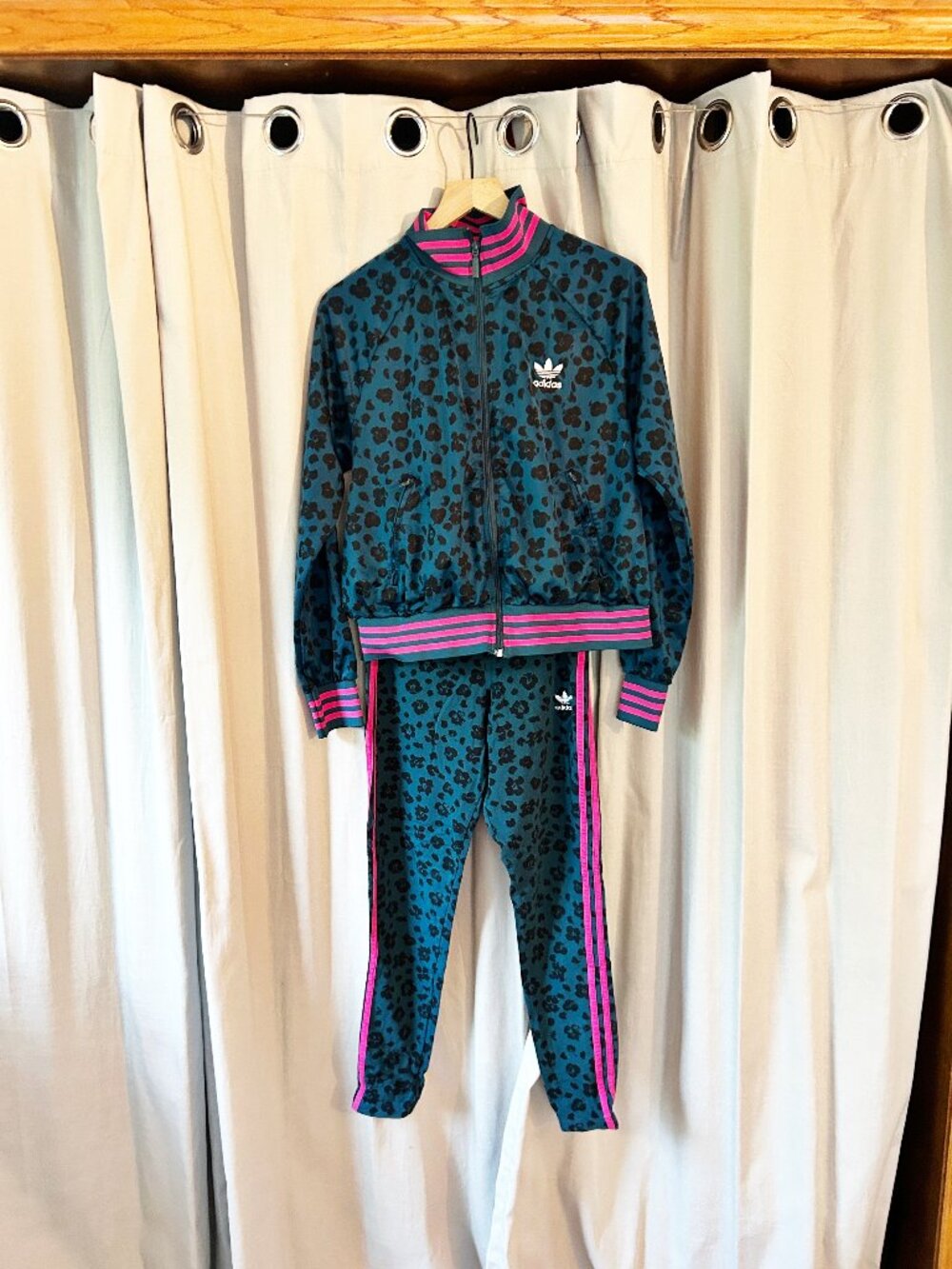 adidas Track Set, Teal and Black leopard with pink trim - Picture 2 of 14